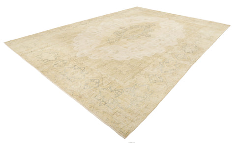 Vintage Kerman Rug – 284 × 409 cm