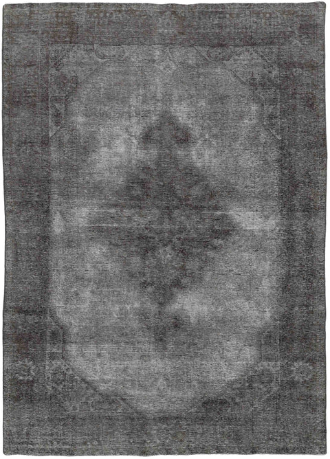 Vintage Royal Rug – 195 × 276 cm