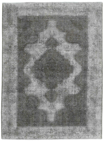 Vintage Royal Rug – 196 × 273 cm