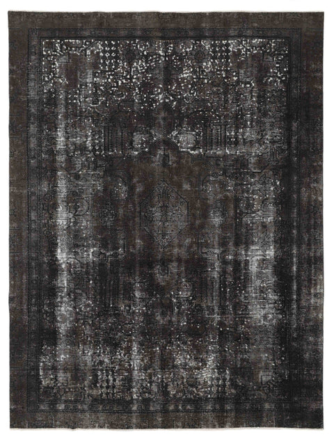 Vintage Royal Rug – 262 × 349 cm