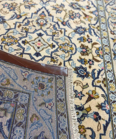 white-kashan-rug-back