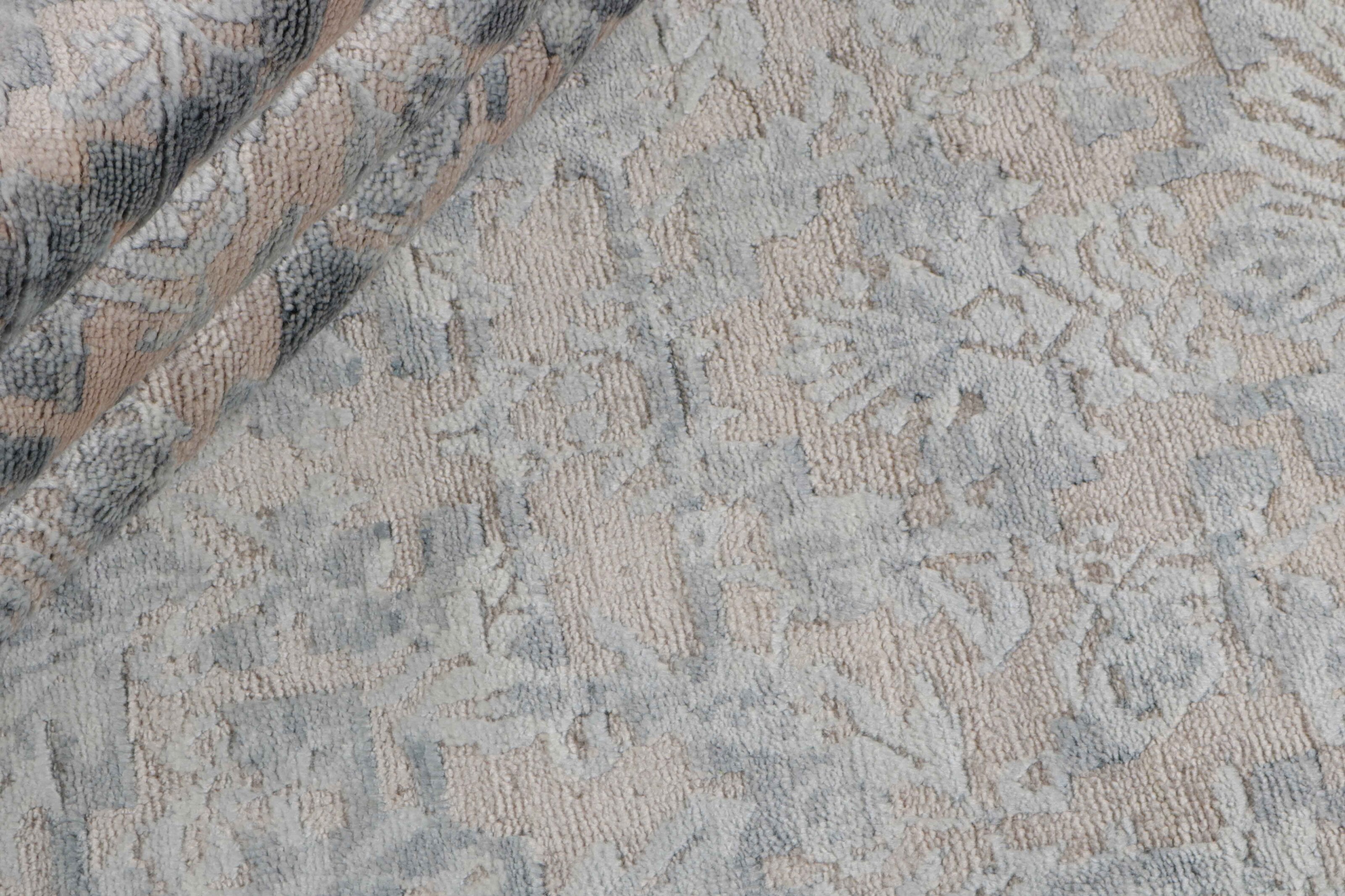 Willow Manor Damask Rug