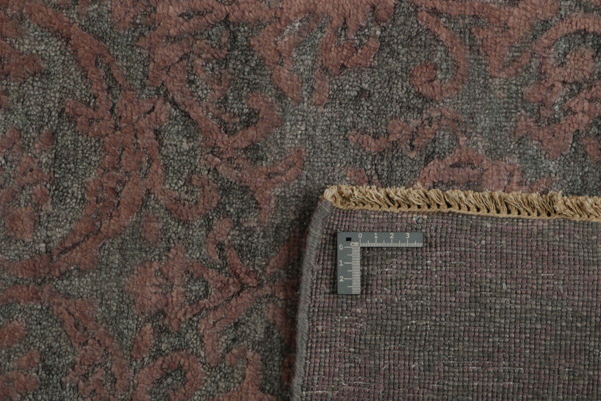 Zara Woven Damask Rug