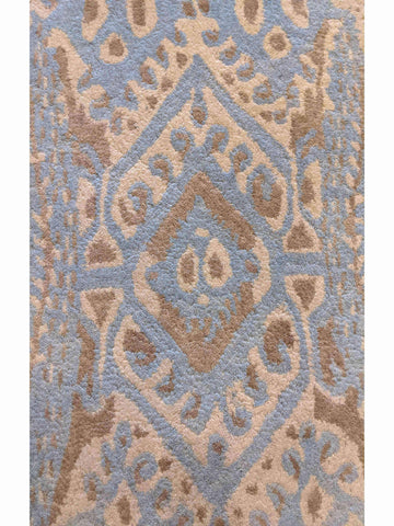 20 x 810 cm handtufted Beige Rug - Rugoutlet