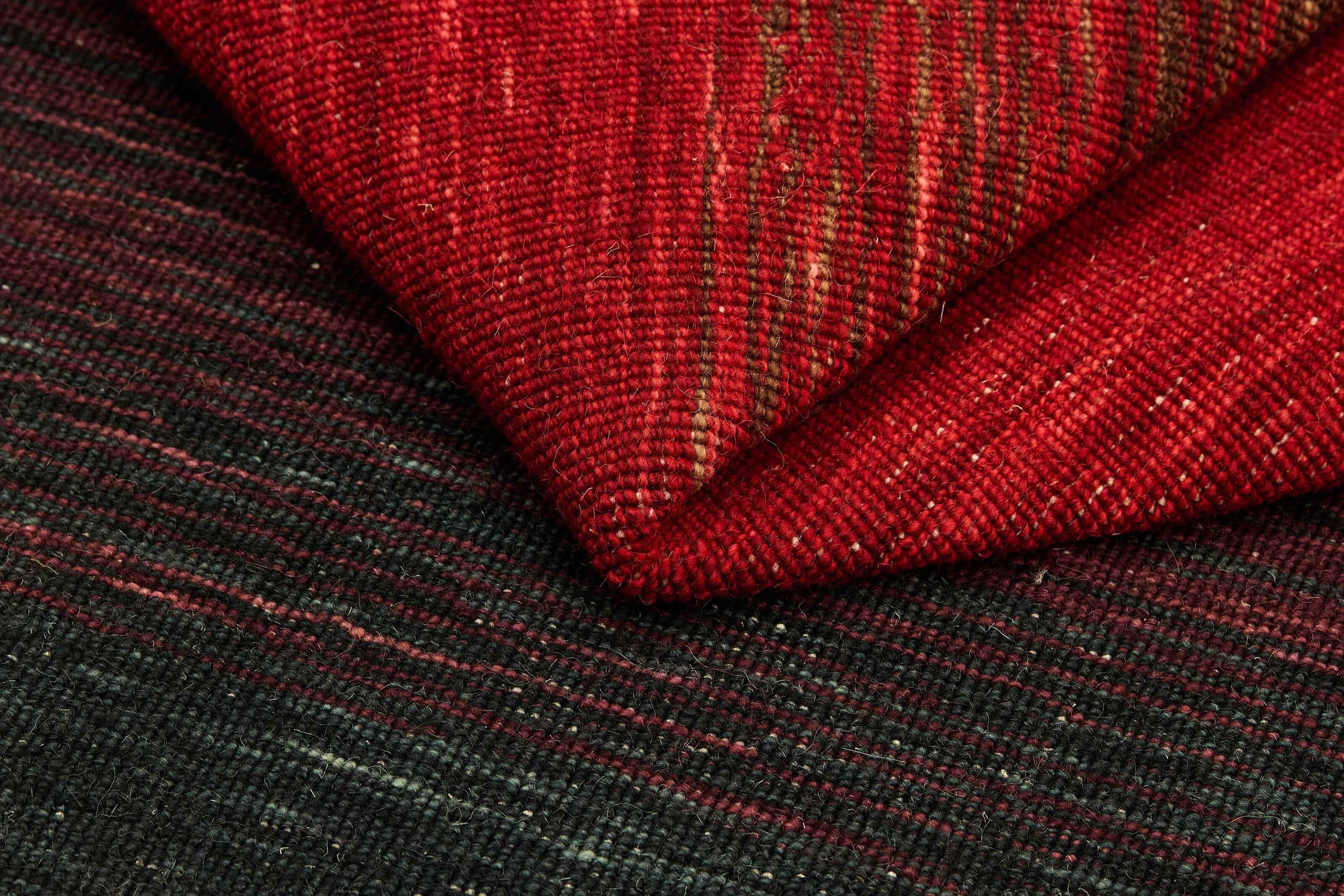 200x140 cm Indian Wool Multicolor Rug-HLD180805, Black Red - Rugmaster