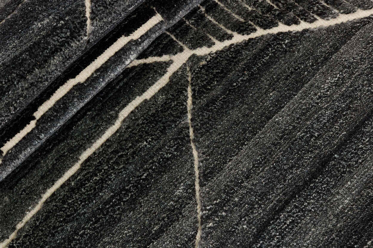 250 x 250 cm Indian Wool Black Rug-Fields, Charcoal - Rugmaster