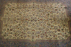 Old Persian Kerman Wool Rug 365 x 260 cm (11.98 x 8.53 ft)