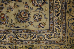 Light blue and cream persian Kashan rug border